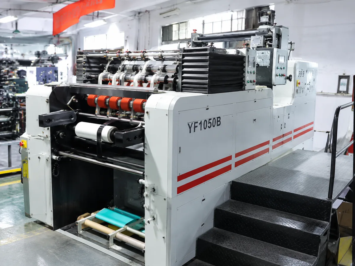 Automatic Film Lamination Machine at Crown Win, Dongguan